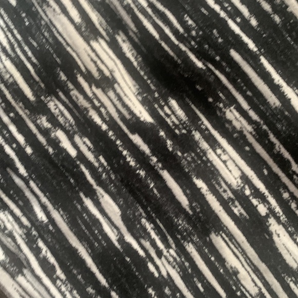 Black and White Streak patterned Harem pants - Picture 2 of 5